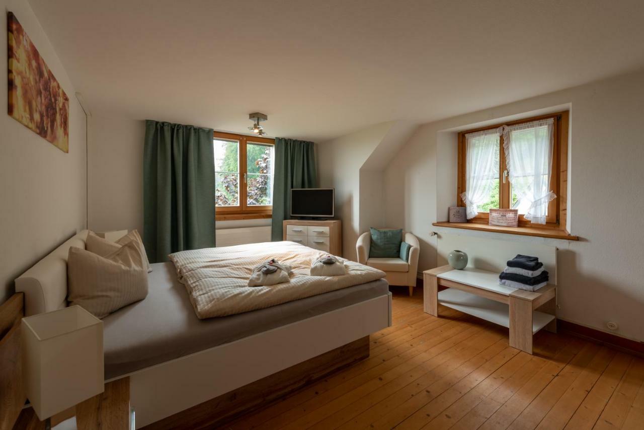 Landgasthof Farnsburg Ormalingen ภายนอก รูปภาพ