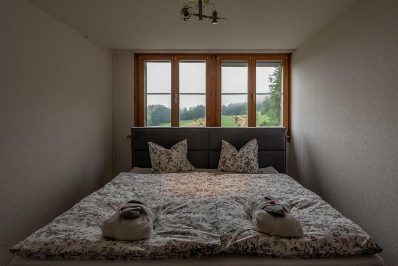 Landgasthof Farnsburg Ormalingen ภายนอก รูปภาพ